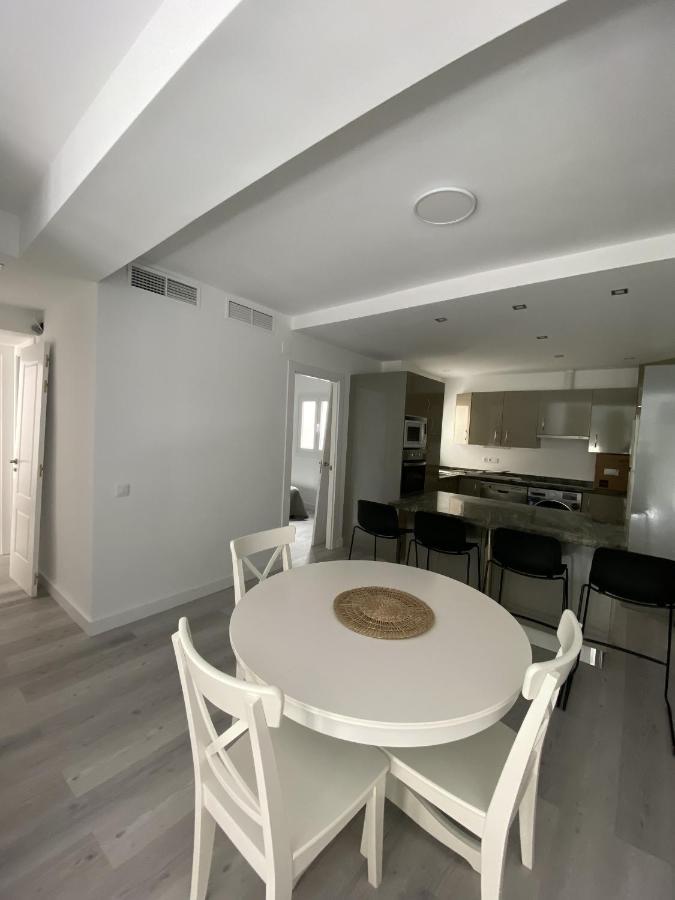 Apartamento Carihuela ตอร์เรโมลิโนส ภายนอก รูปภาพ