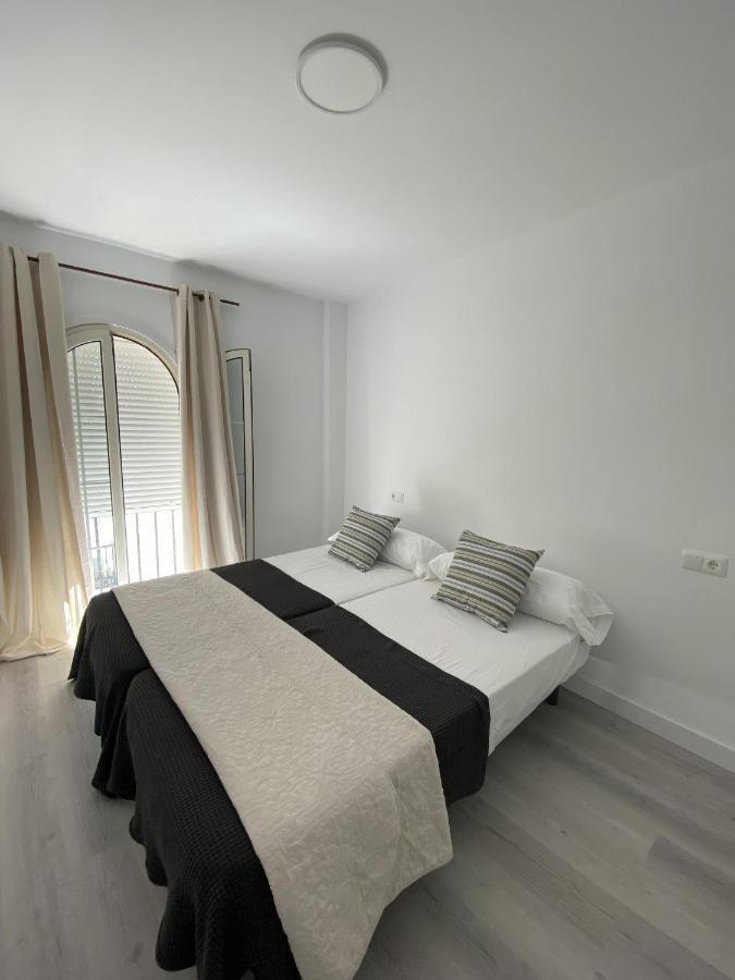 Apartamento Carihuela ตอร์เรโมลิโนส ภายนอก รูปภาพ