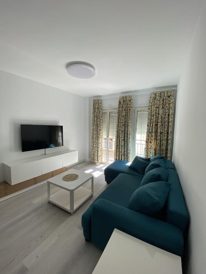 Apartamento Carihuela ตอร์เรโมลิโนส ภายนอก รูปภาพ